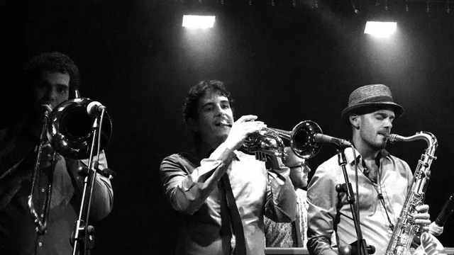 Rebecca Dry & Le Radek Azul Band en concert
