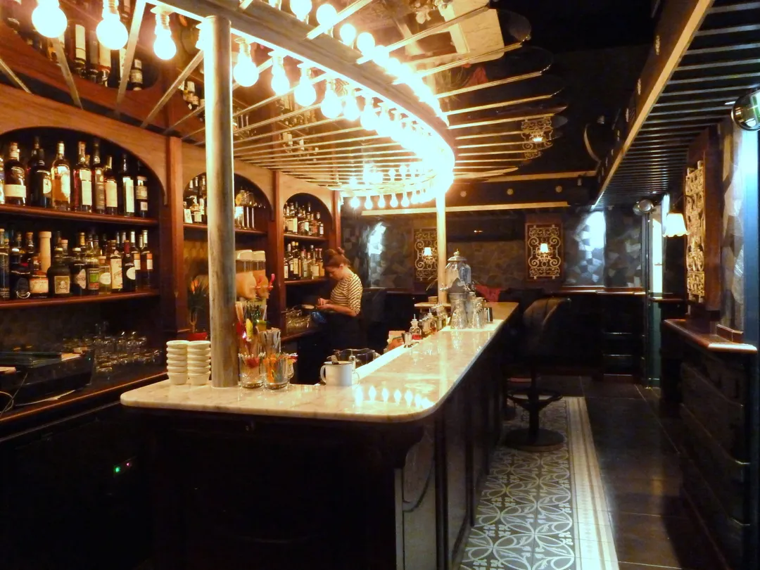 Lulu White Bar Paris