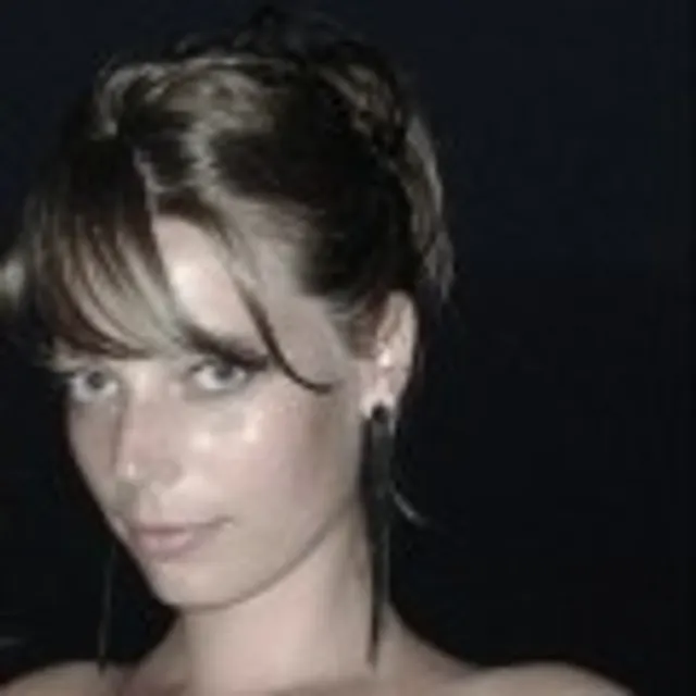 Cécile R