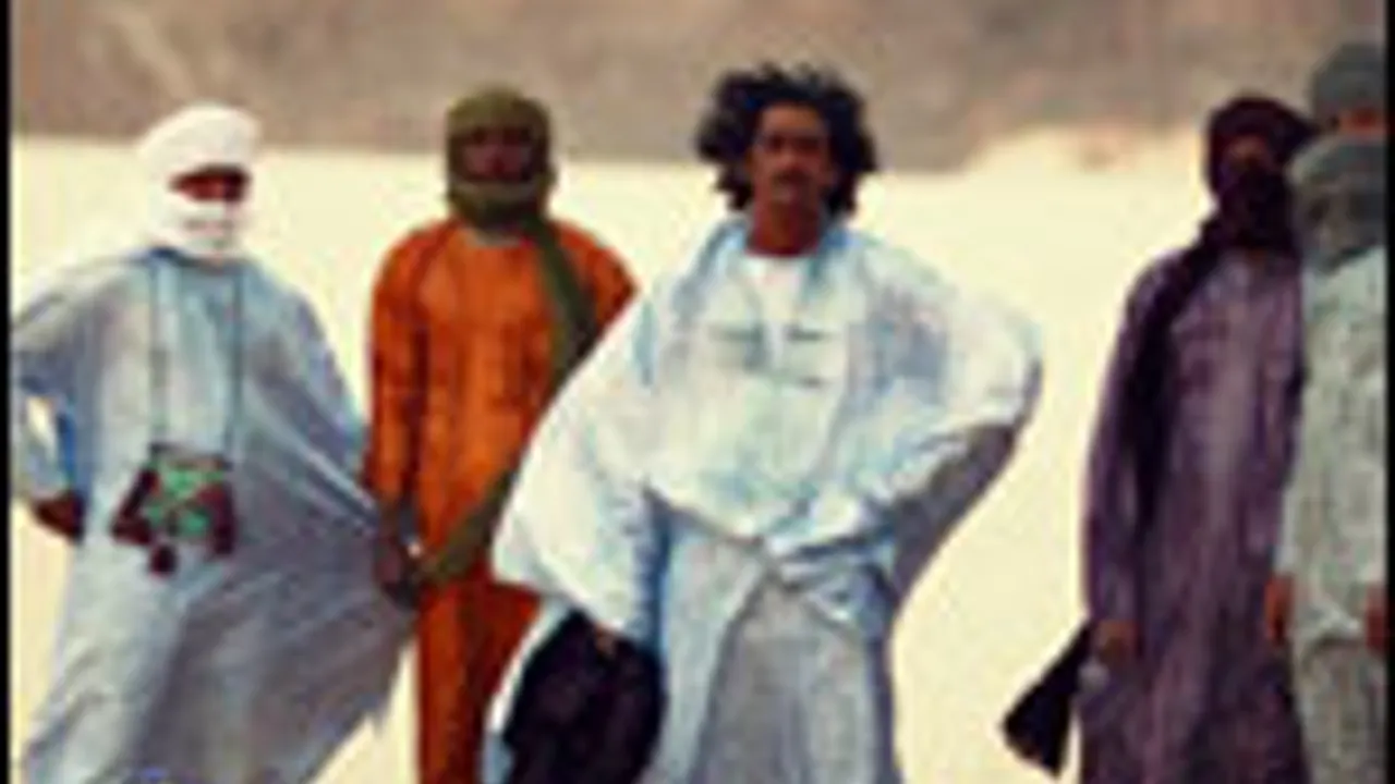 KLOEB 104 : TINARIWEN
