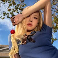 ROSÉ