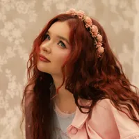 алёна швец.