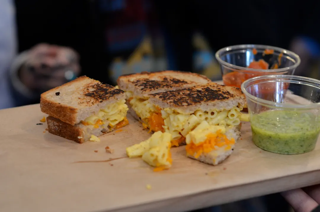 The Grilled Cheese Factory Restaurant Paris