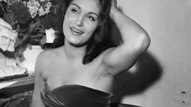 Dalida, une garde-robe de la ville à la scène
