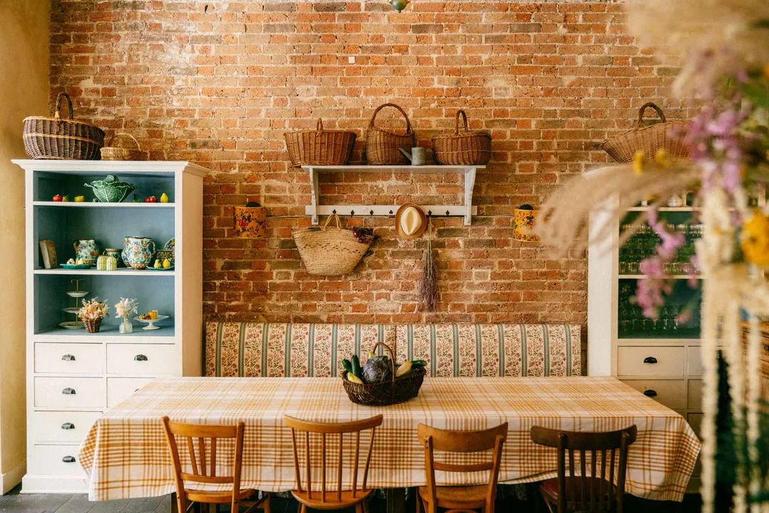 Ora Farmhouse Restaurant Paris