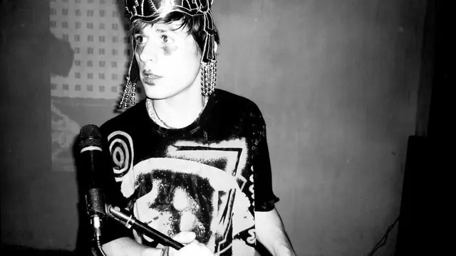 BUVETTE (Danseur / Pan European / Suisse) et BEAUTY CAMP (Rock Teenage / AB Records / Lyon)
