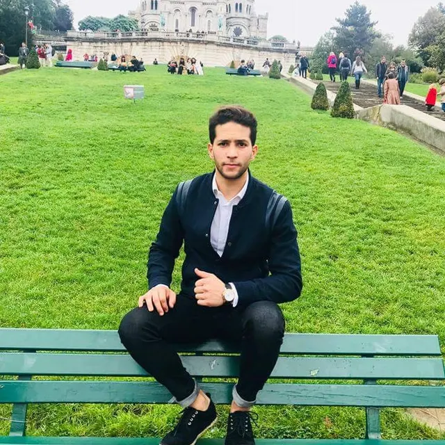 Raouf B