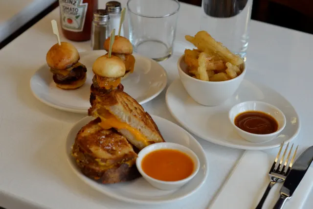 Bronco : par ici les bons plats ricains !