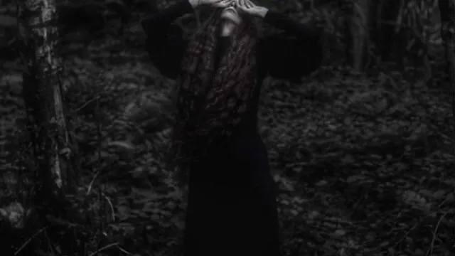 Darkher, Maud The Moth