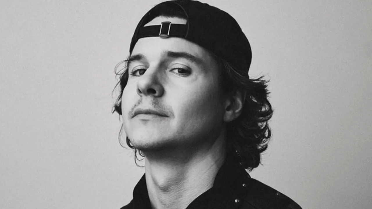 LUKAS GRAHAM
