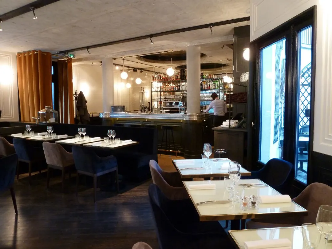 Le Moulin de la Galette Restaurant Paris