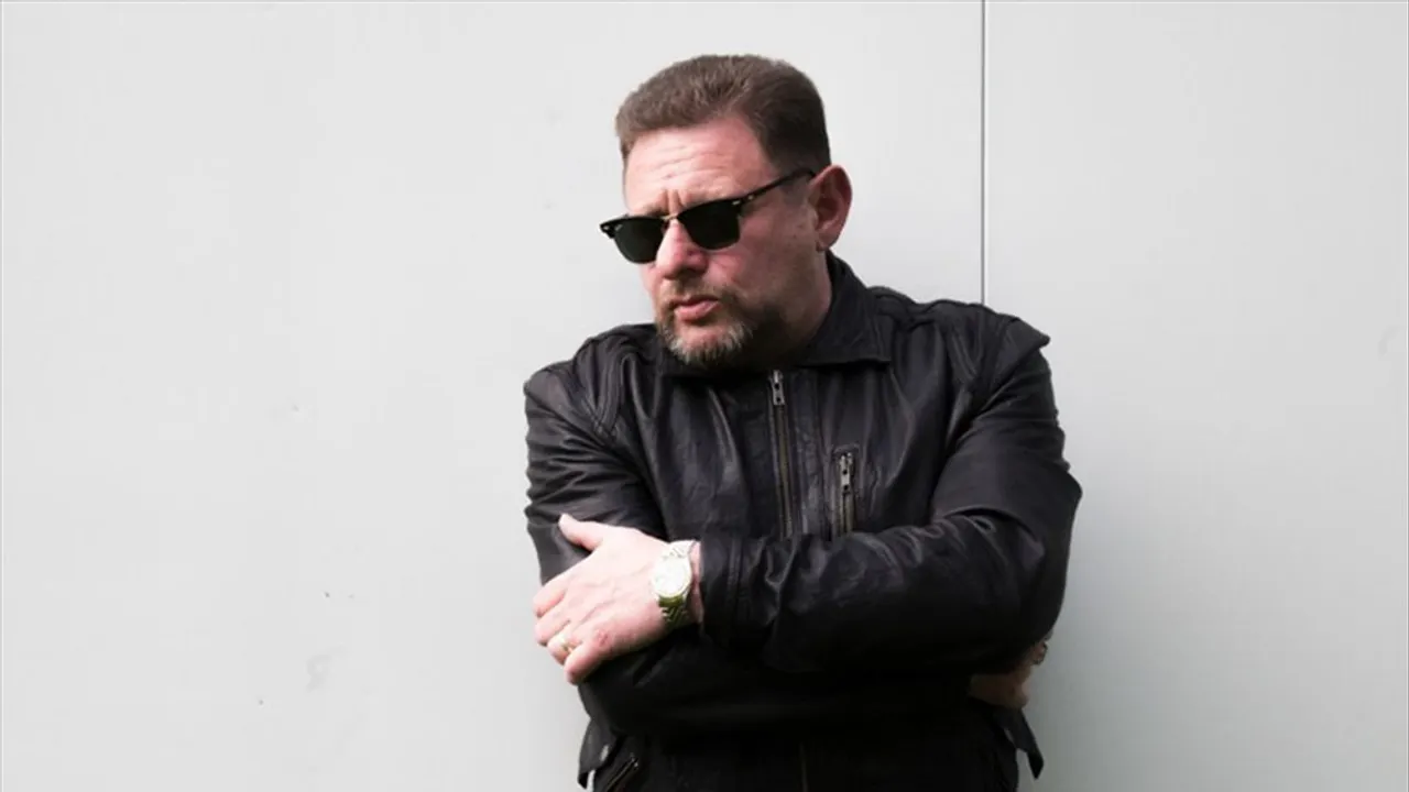 Shaun Ryder - Happy Mondays, and Fridays, and Saturdays, and Sundays