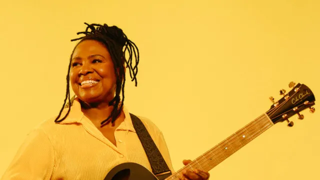 Ruthie Foster