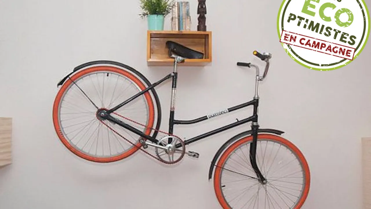 Atelier porte-vélo mural