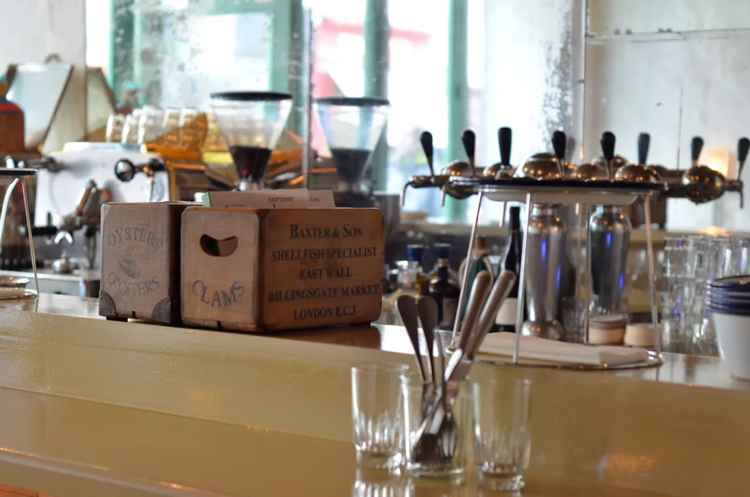 Clamato Restaurant Paris