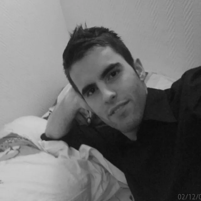 Damien R