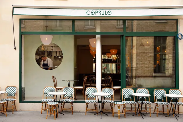 Capsule