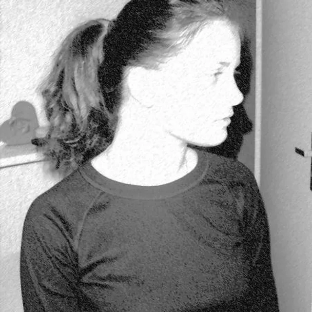 Charlotte L