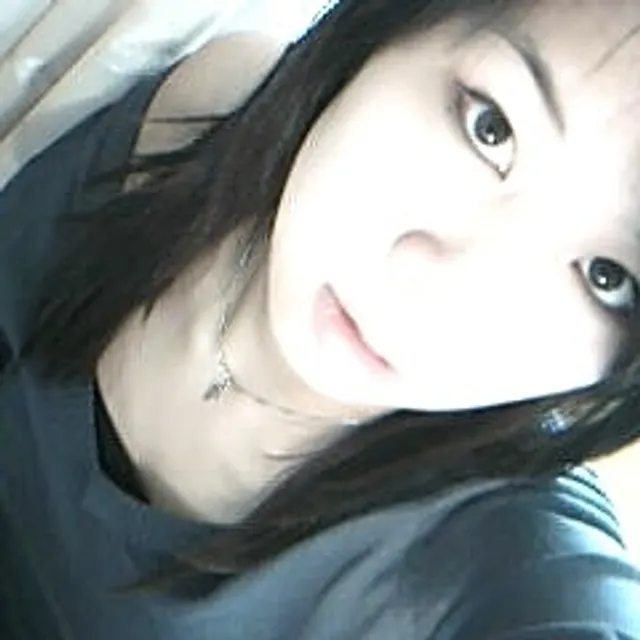 Amely U