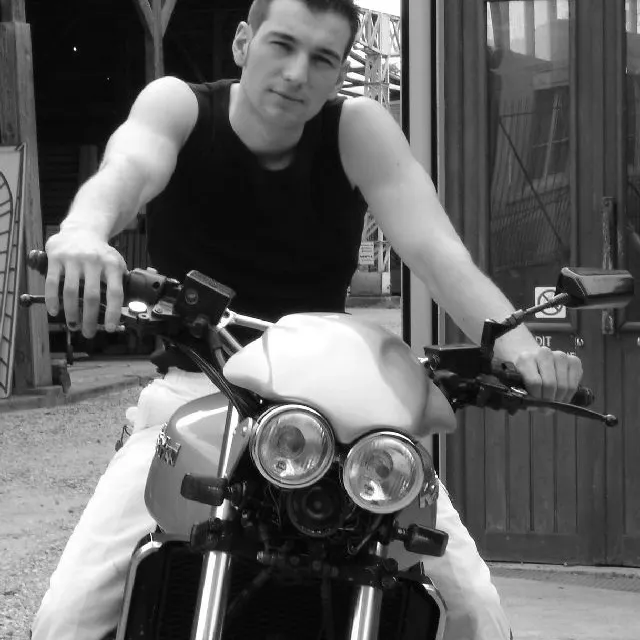 TomTom D