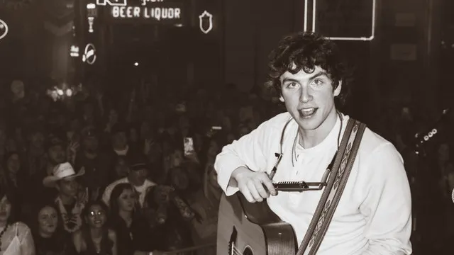 Monster Energy Outbreak Tour presents: Vincent Mason « There I Go »