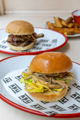 APU Restaurant Paris