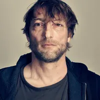 Damien R