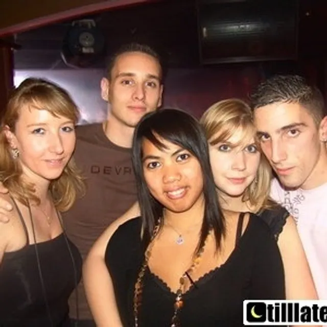 Mae G