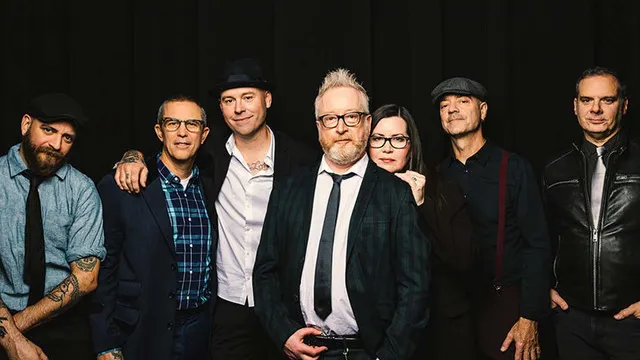 FLOGGING MOLLY
