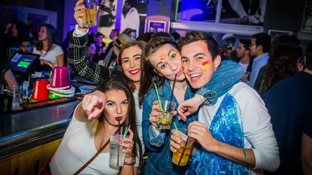 Full Moon Party!