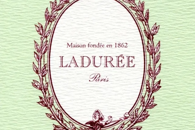 Ladurée Champs Elysées