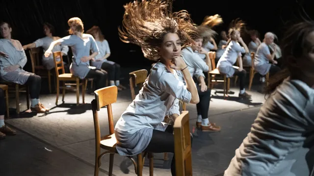 "MULTICAST Rosas Danst Rosas" de Anne Teresa De Keersmaeker / Rosas