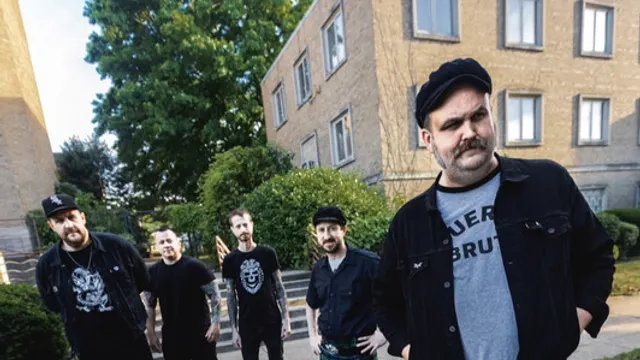 Flatfoot 56, Krakin' Kellys