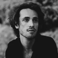 Iskander Moon