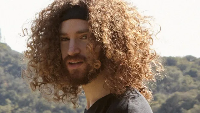 Sacré présente: Justin Jay & Olyntwo