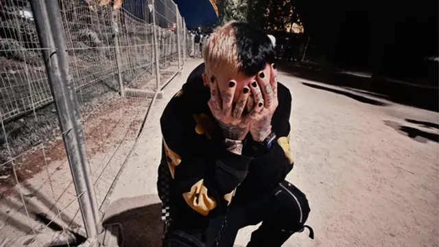 brokeNCYDE + Dot Dot Curve // Emo Night