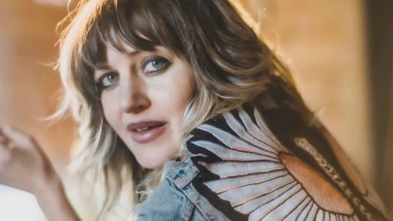 ANAIS MITCHELL