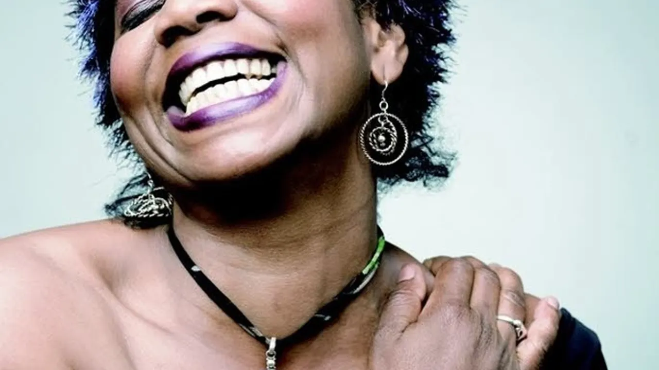 Nathalie Natiembe en concert