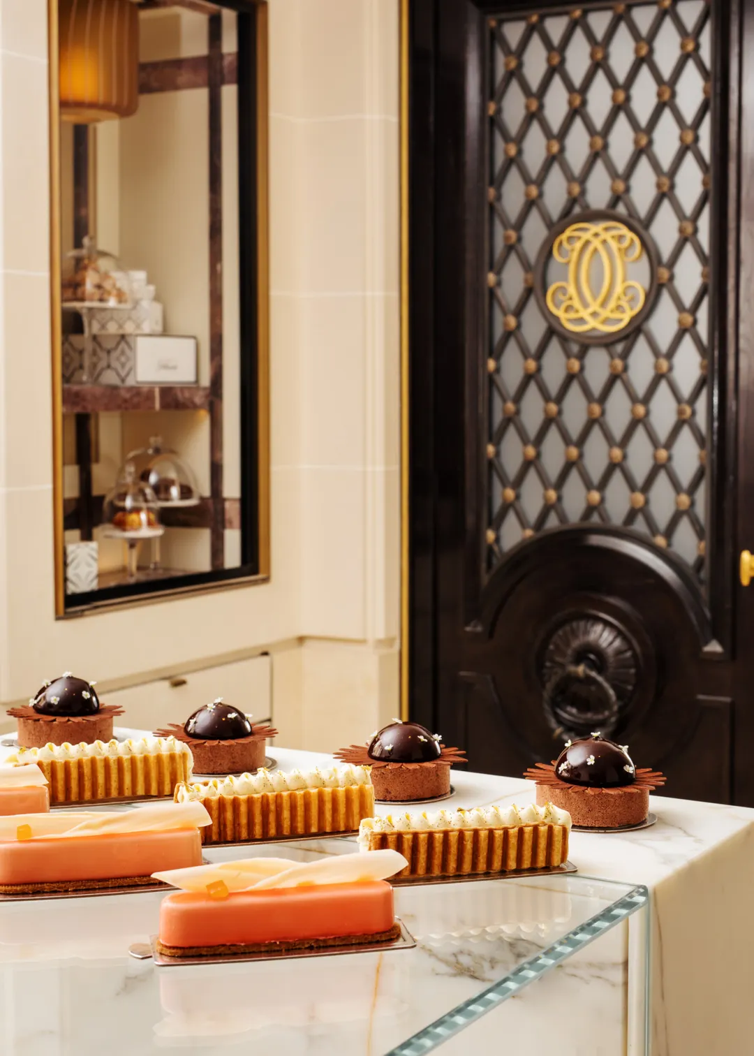 Butterfly Restaurant Shop Paris