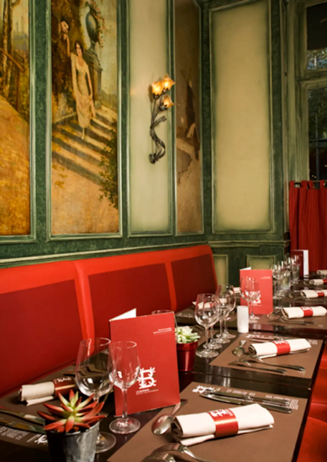 Le Buisson Ardent Restaurant Paris