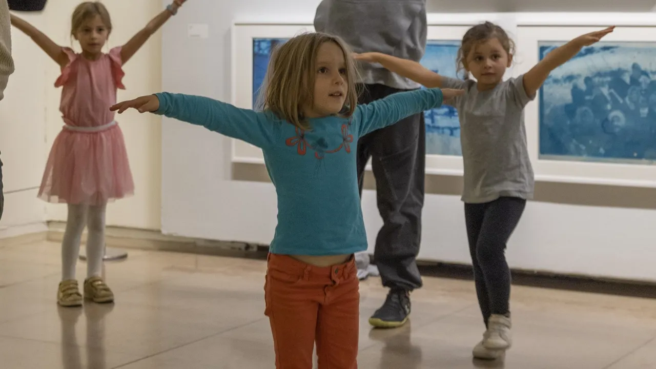 Visite dansée en famille