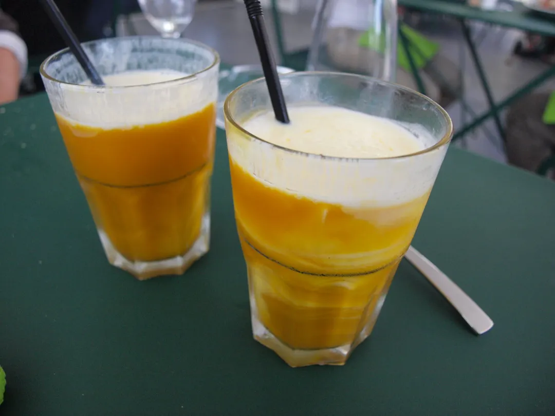 Le Café monde et médias Restaurant Bar Paris