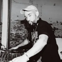 Pat Lok