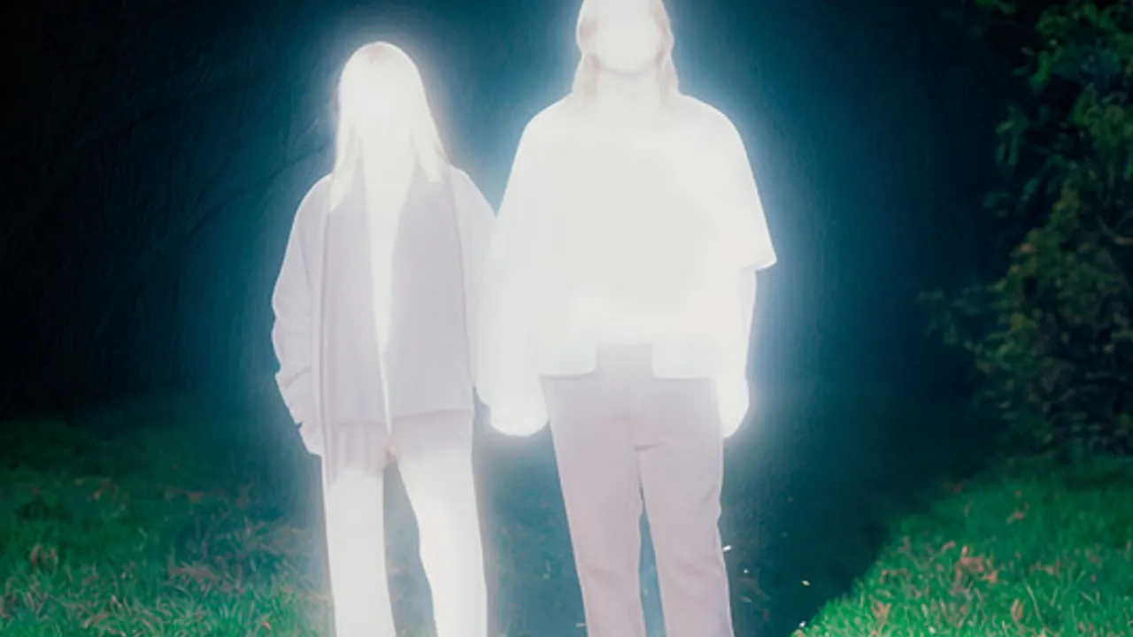 Gnoomes, Blue Cinema