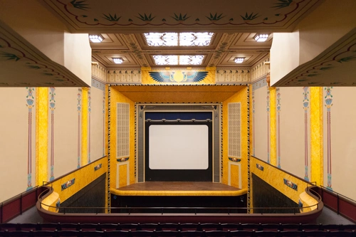 Le Louxor Salle Paris