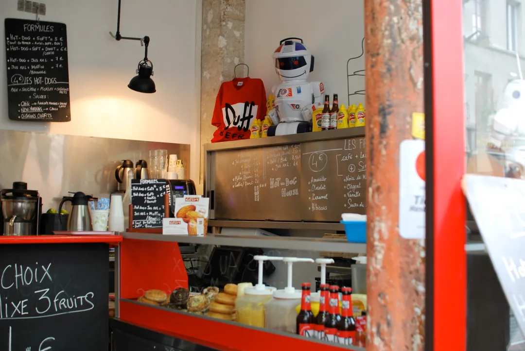 Hutch Hot-Dog House Restaurant Paris