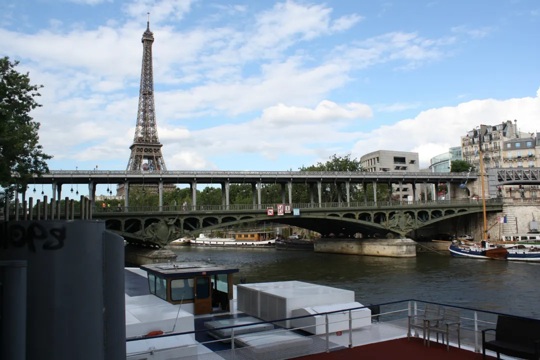 Le Capitaine Fracasse Restaurant Paris