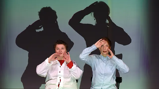 Brigitte Seth & Roser Montlló Guberna  - Family machine
