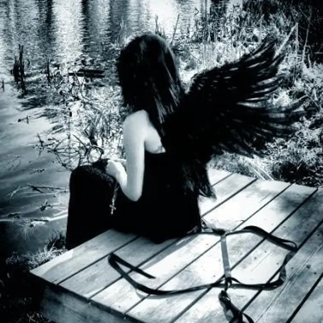 Christelle A