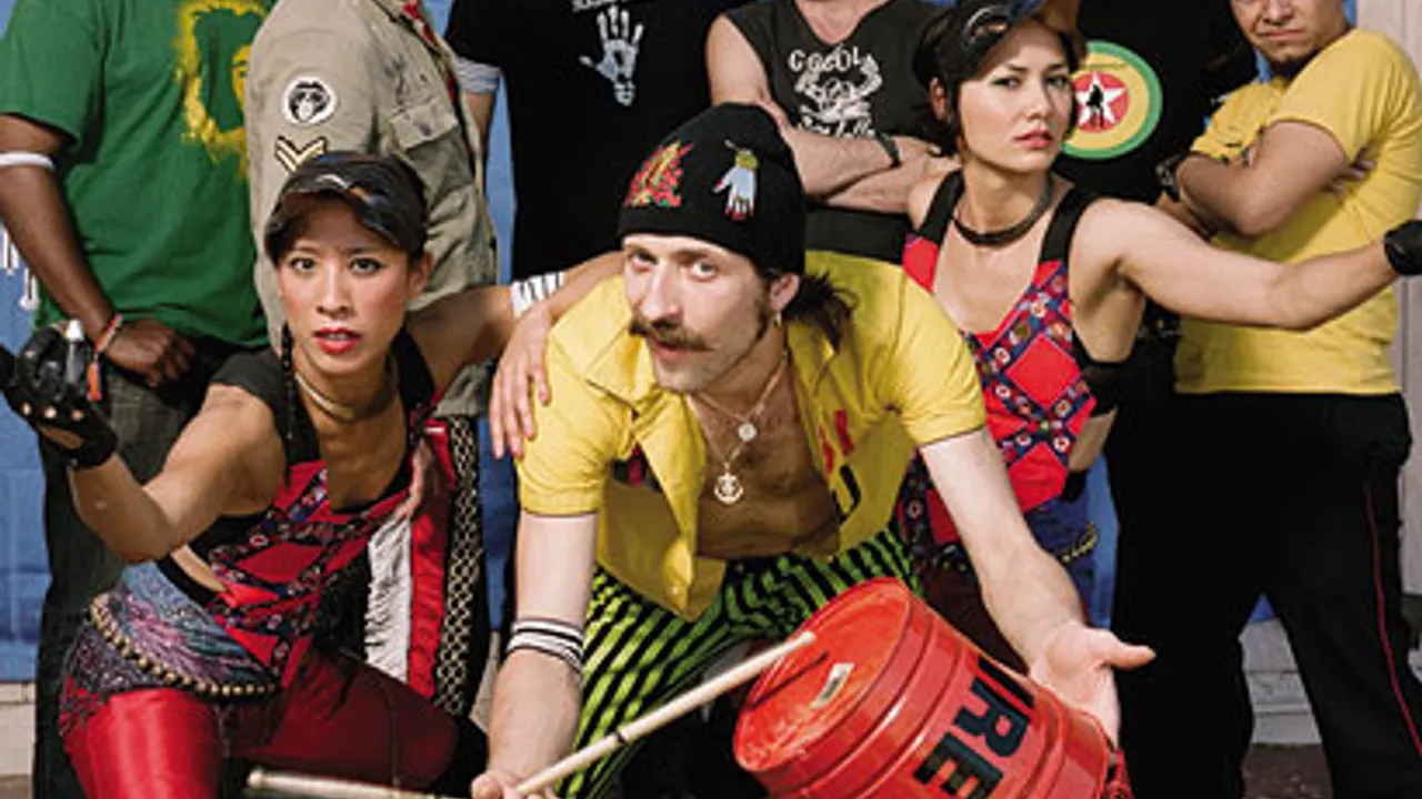 GOGOL BORDELLO